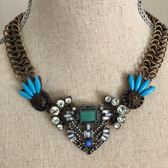 Jewelry - Bundle with other necklaces! Statement Necklace 😍